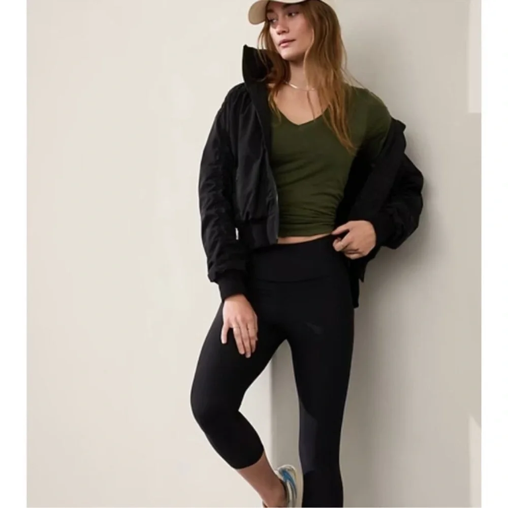 Athleta Olive Green Short Sleeve Tee - Picture 4 of 12